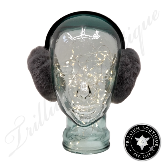 BUNDLE Amari Throw, Lemon Mittens, Surell Earmuffs - Picture 7 of 14